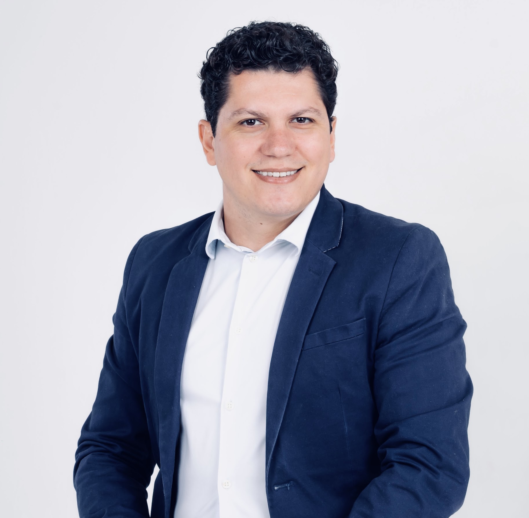 Dr. Ríller Queiroz - Advogado